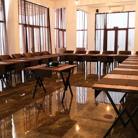 Ni Marin Ξενοδοχείο 5*