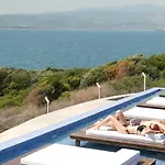 Otel Ni Marin 5*