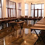 Ni Marin Otel 5*