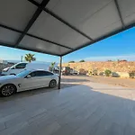 Otel Ni Marin